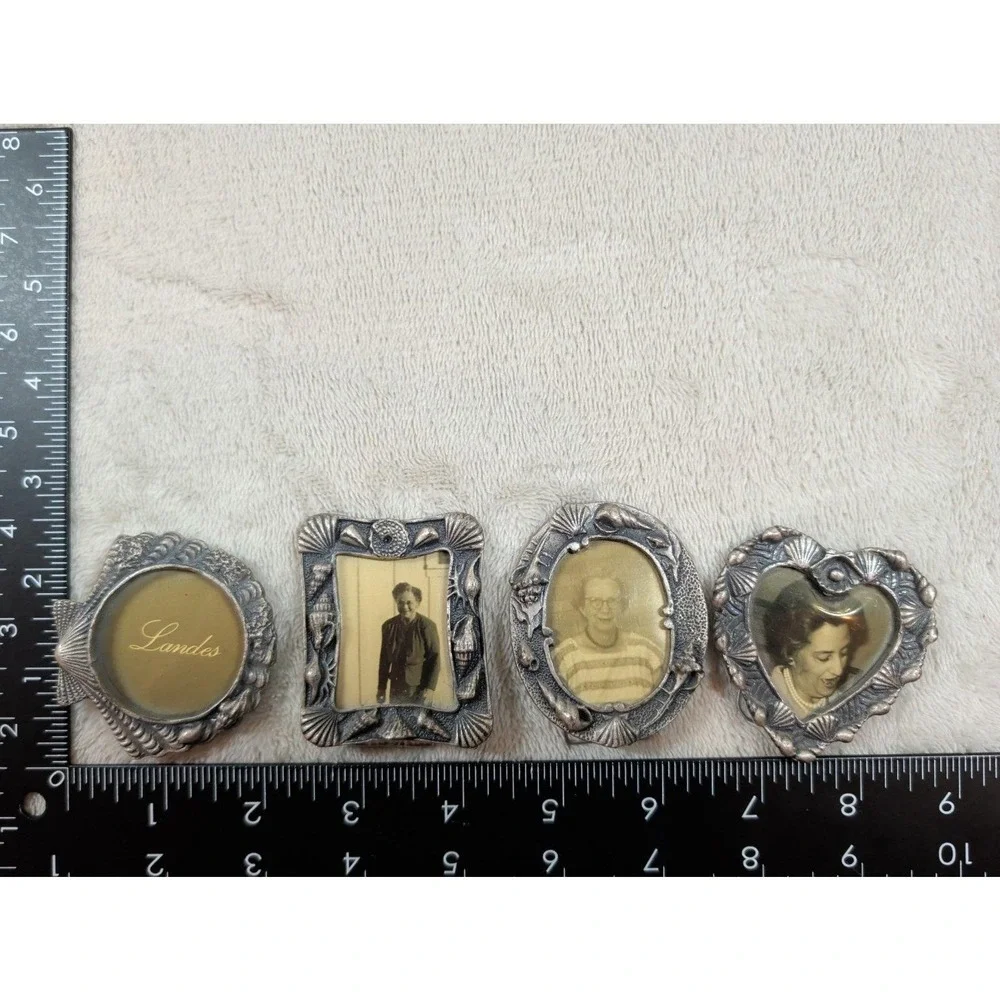 Vintage Landes Miniature Picture Frames Set of 4‎ Seashell Nautical Silver Tone